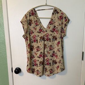DR2 Beige Floral V-Neck Cap Sleeve Blouse with Rose and Brown Accents